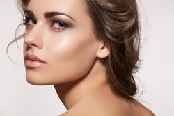 La bellezza delle sopracciglia